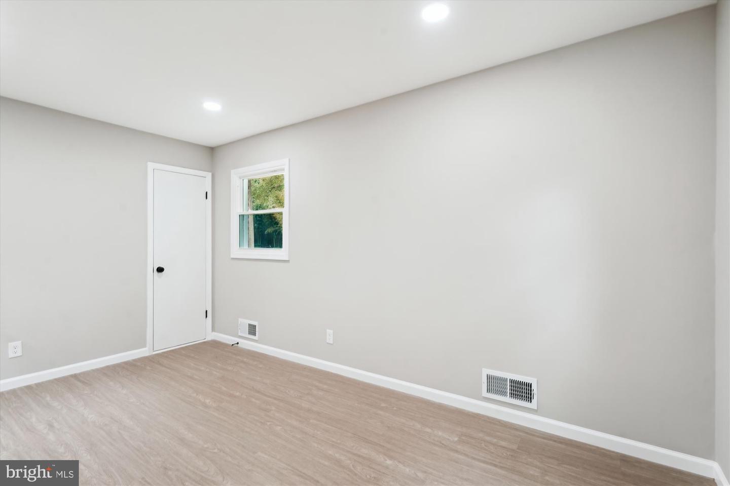 2226 Westwood Pl Property Photo 13