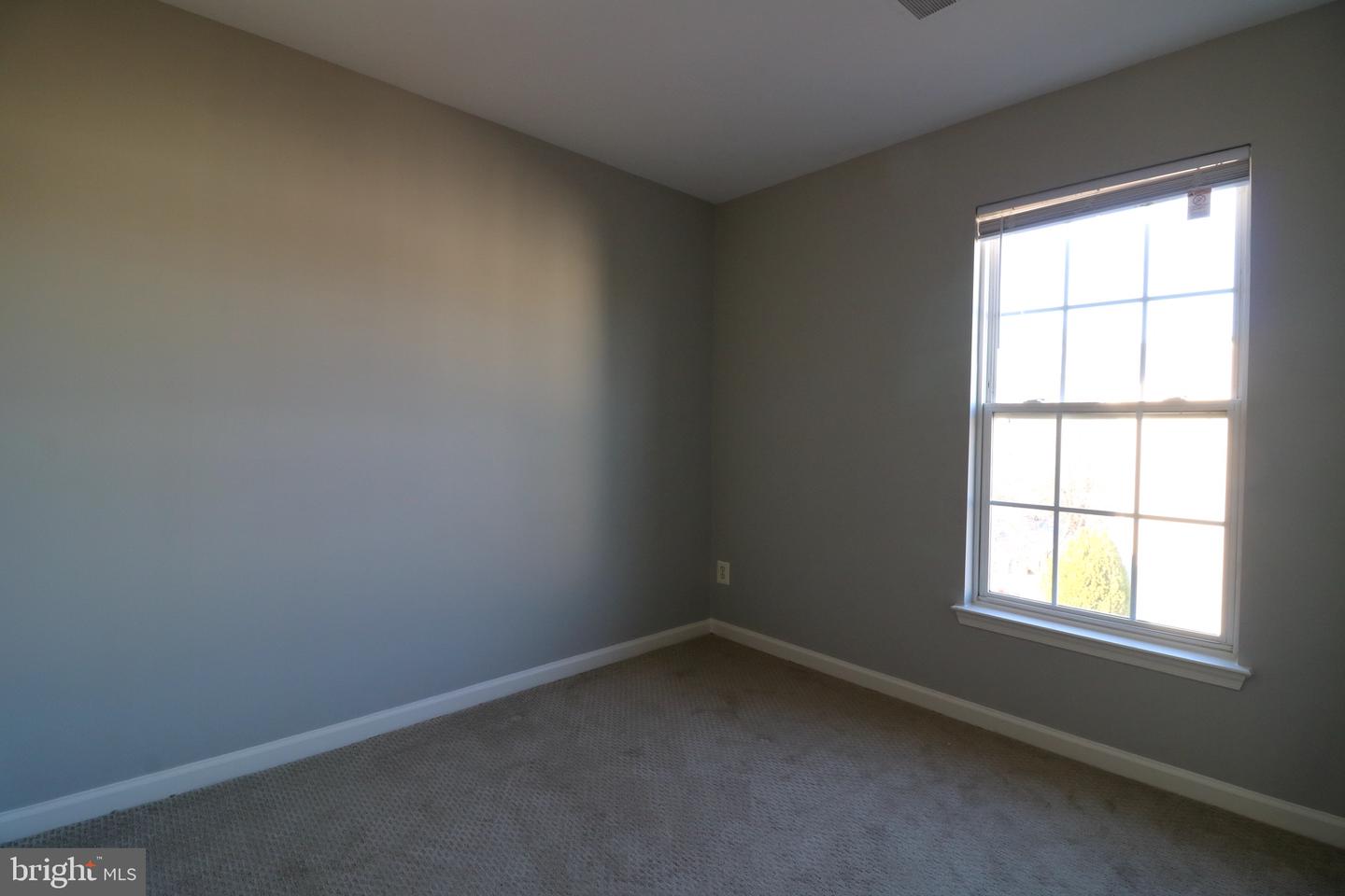 2581 Sutters Mill Dr Property Photo 23