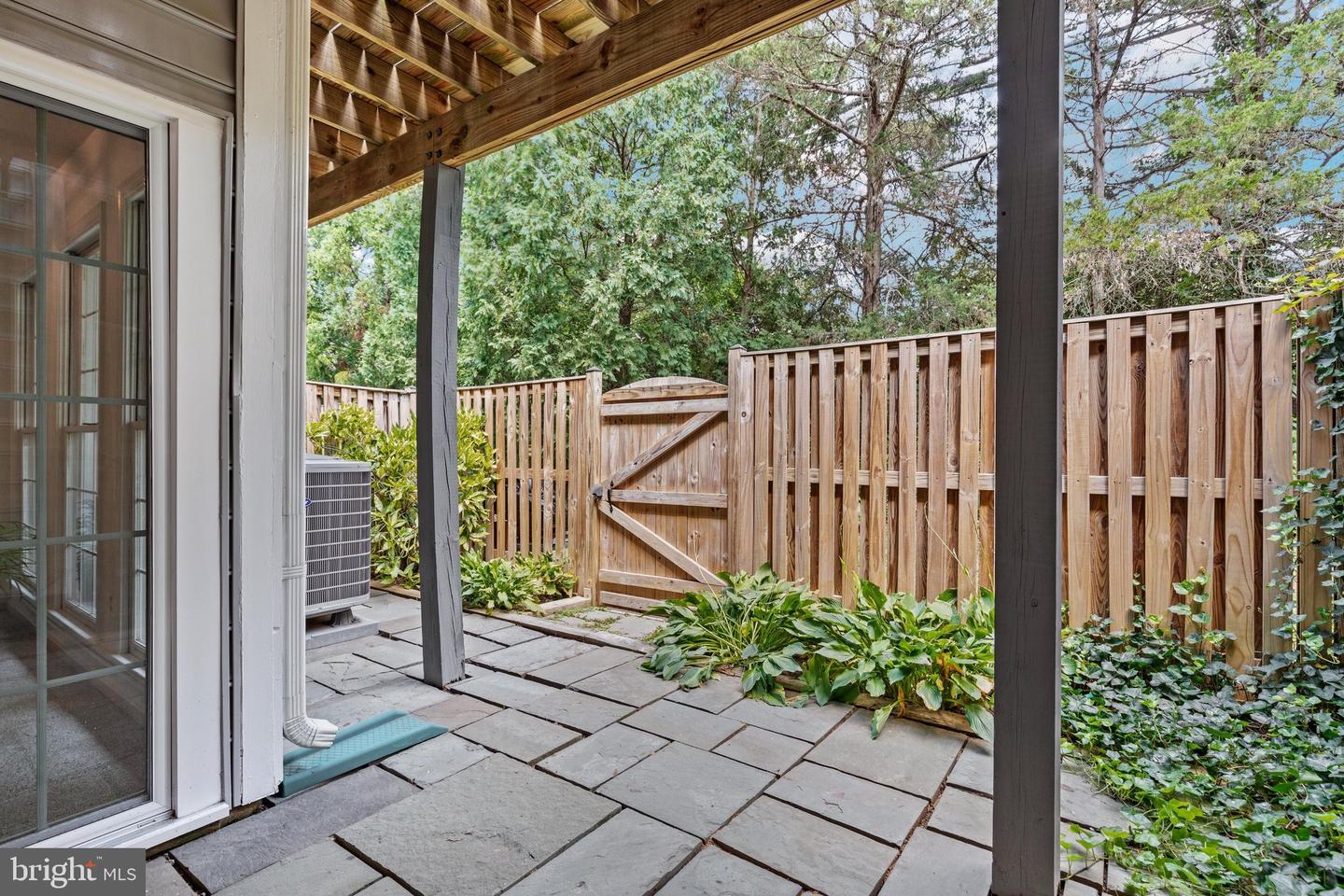 5521 Sully Lake Dr Property Photo 41