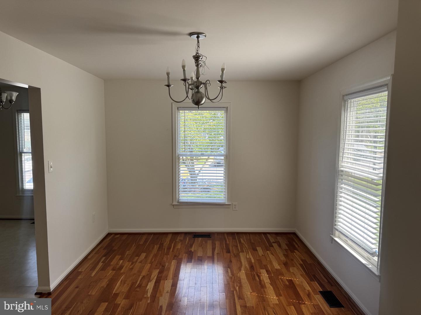 7261 Olde Lantern Way Property Photo 8