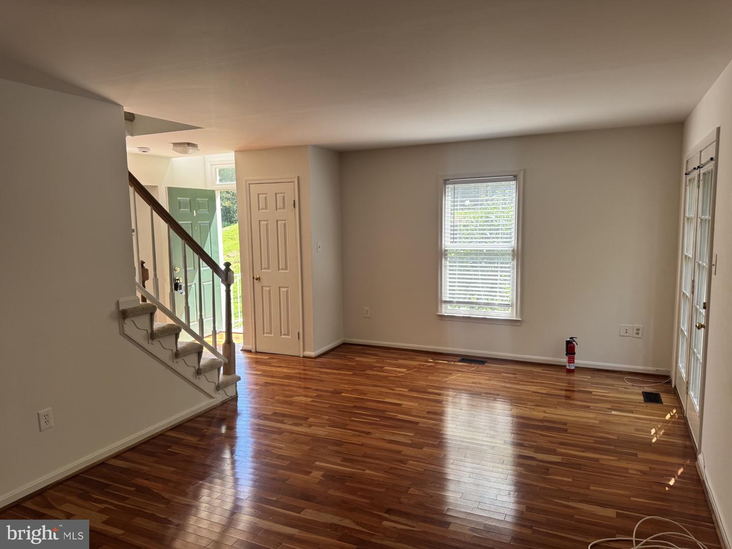 7261 Olde Lantern Way Property Photo 9
