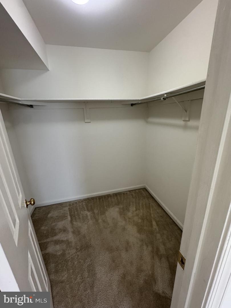 7261 Olde Lantern Way Property Photo 13