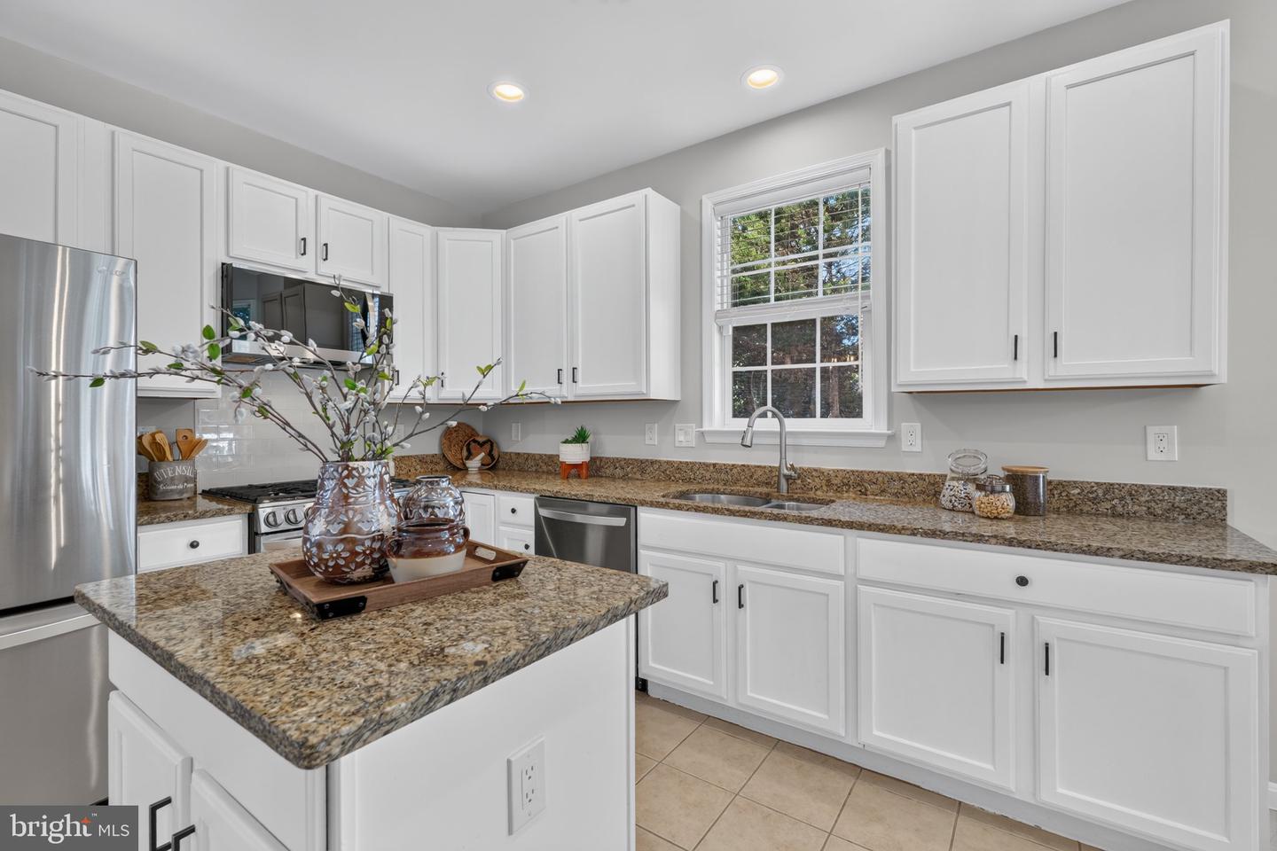6482 Warwick Cir Property Photo 15