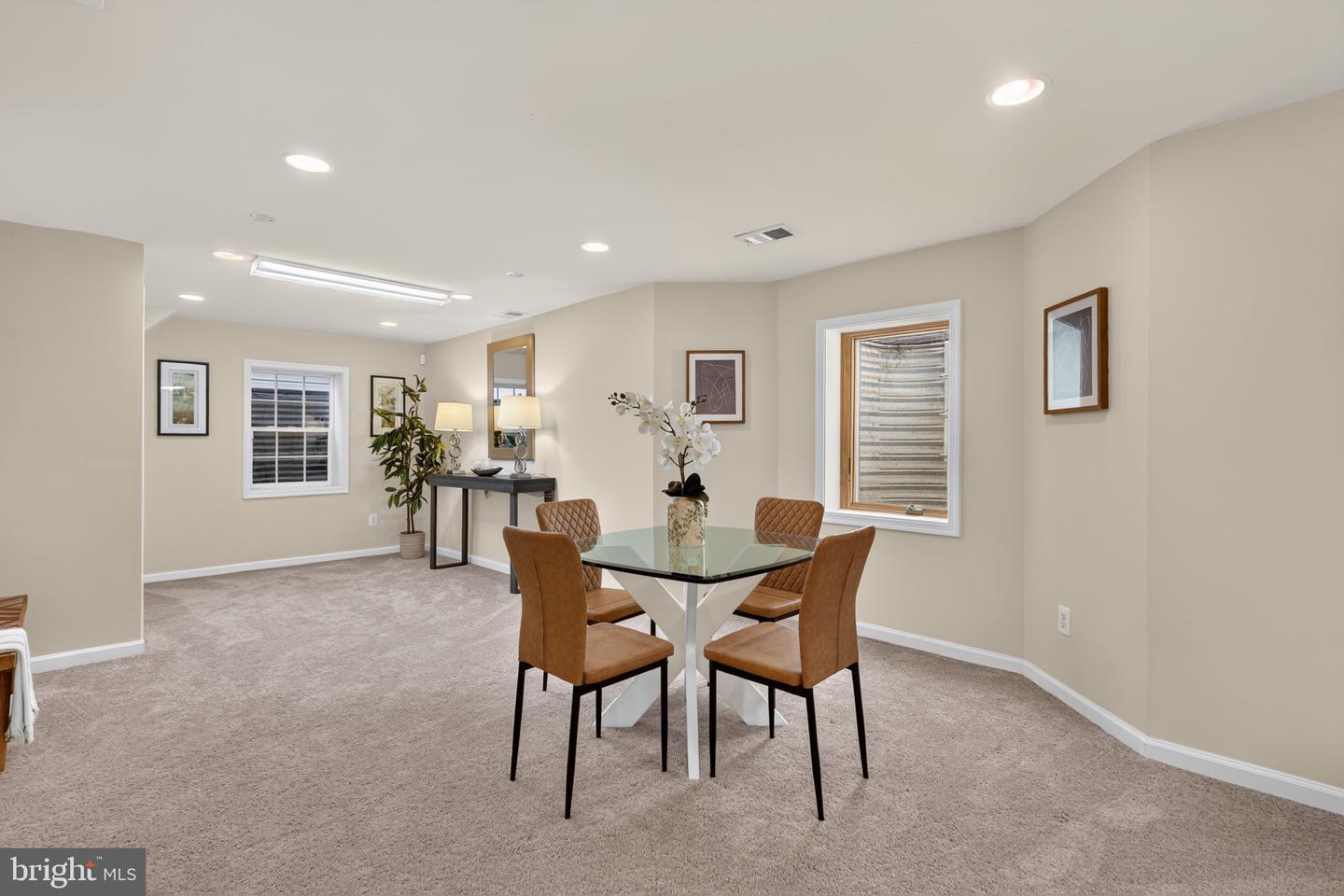 6482 Warwick Cir Property Photo 40