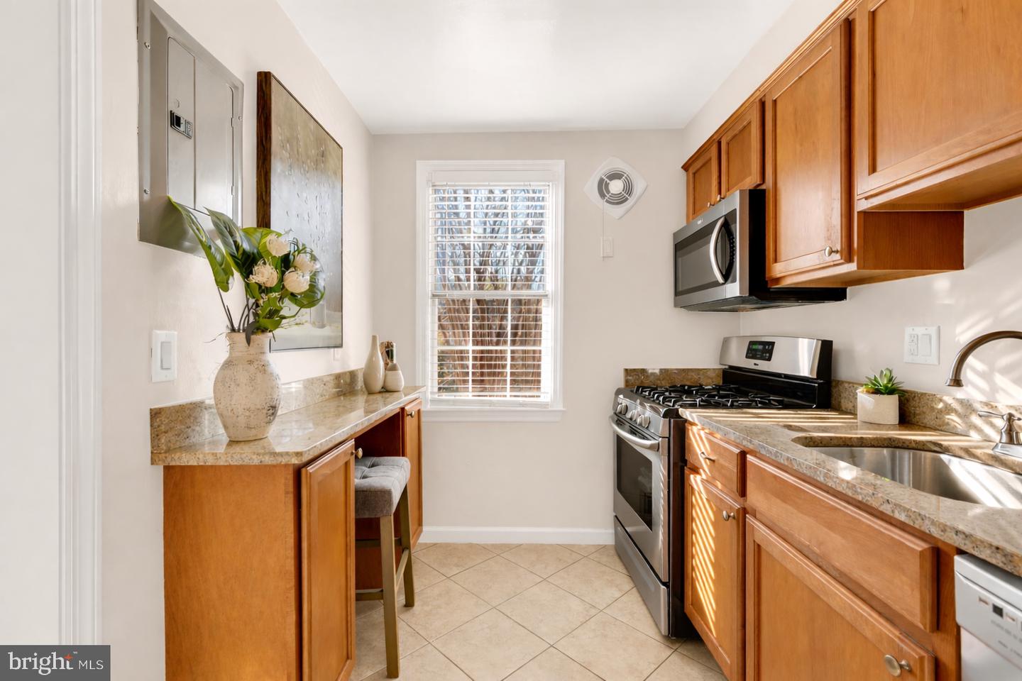 6715 W Wakefield Dr #b1 Property Photo 14