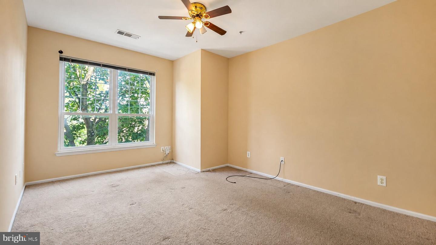 1521 Spring Gate Dr #10311 Property Photo 17
