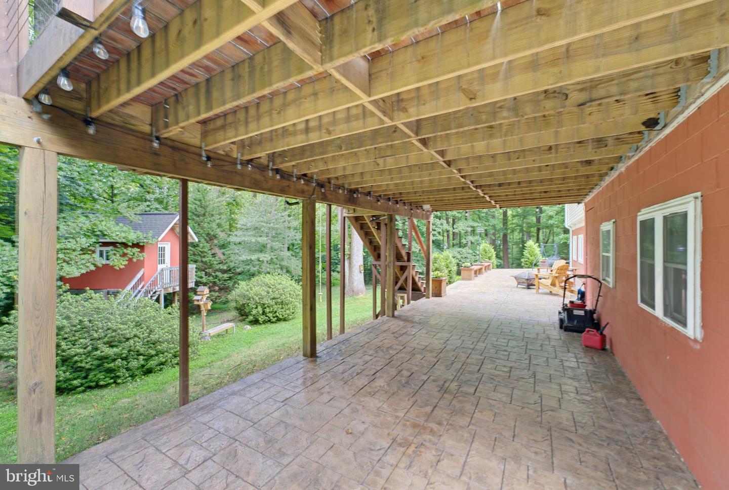 9660 Boyett Ct Property Photo 45