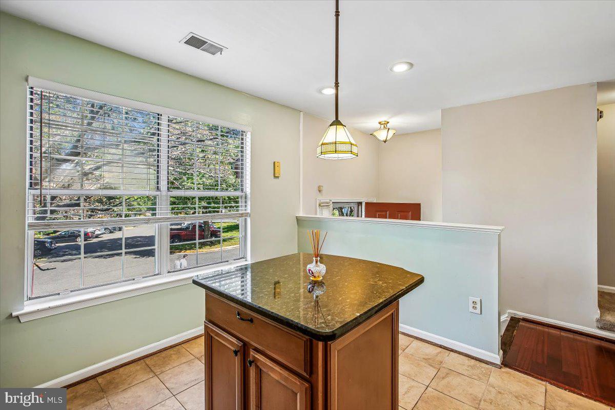 6039 Heatherwood Dr Property Photo 7