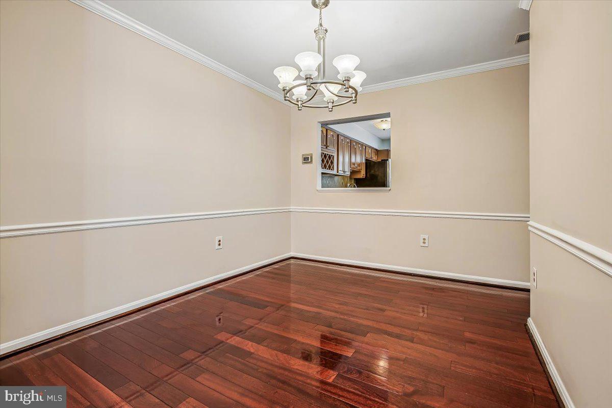 6039 Heatherwood Dr Property Photo 10