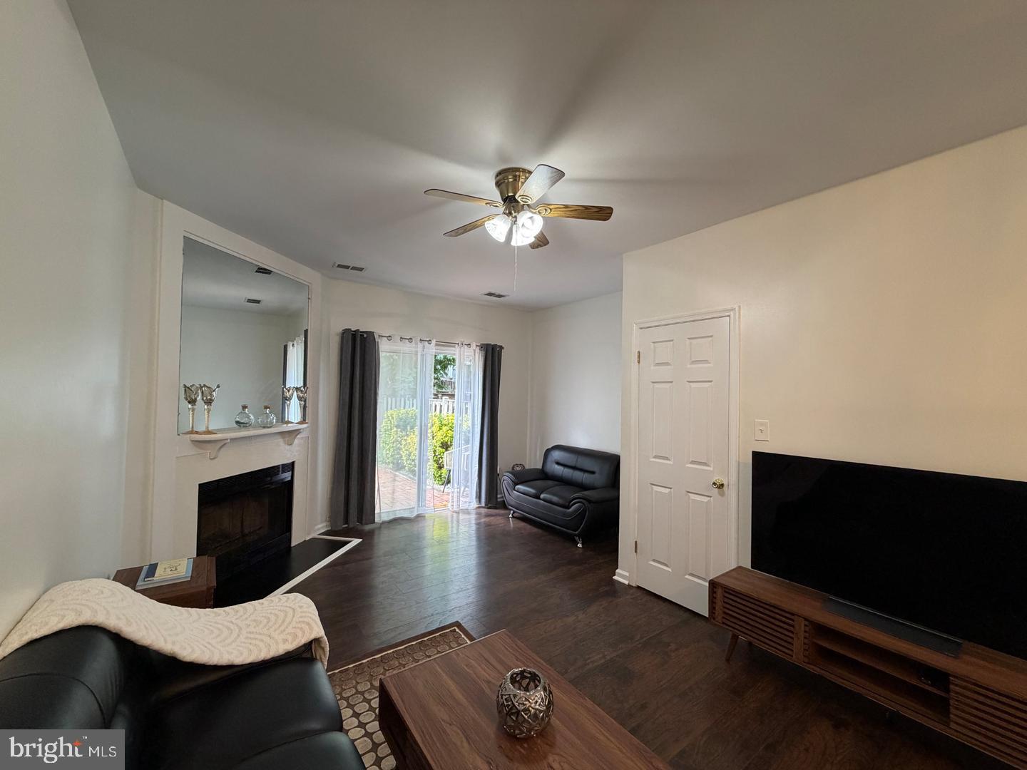 2121 Whisper Way Property Photo 26