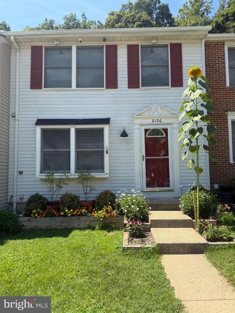 8106 Parkdale Ct Property Photo 1