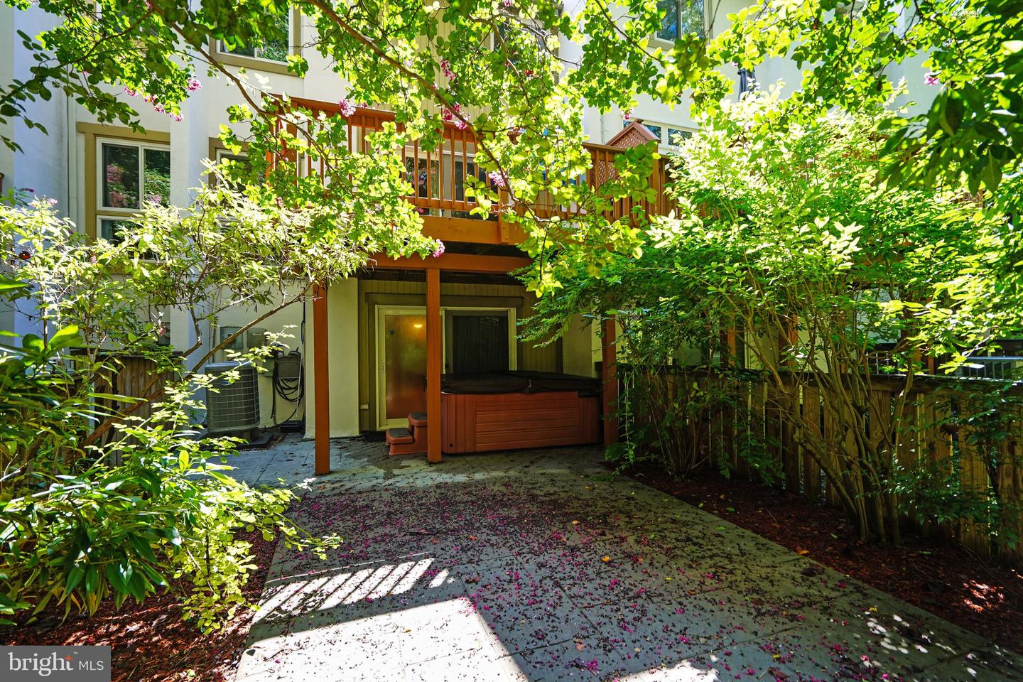 2382 Generation Dr Property Photo 2