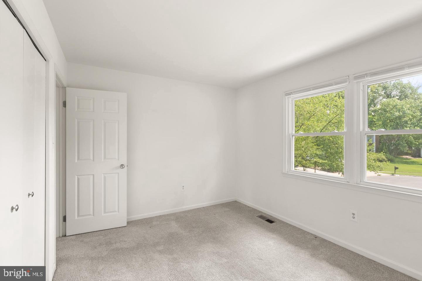 8902 Huxley Ct Property Photo 32