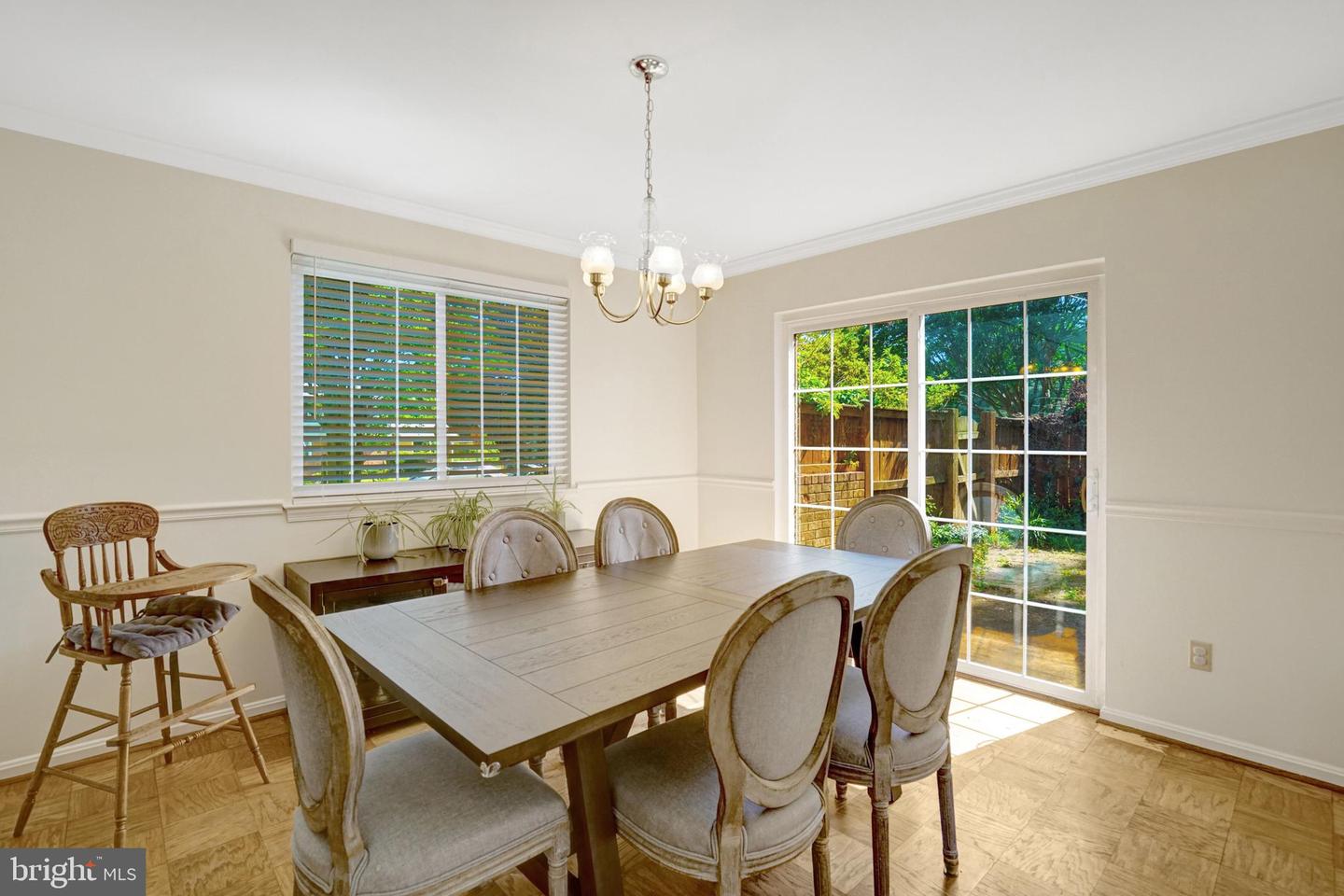8527 Parliament Dr Property Photo 10