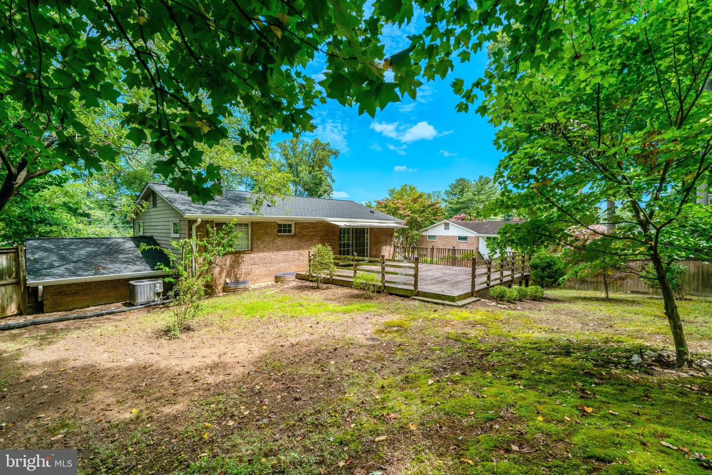 8527 Parliament Dr Property Photo 44