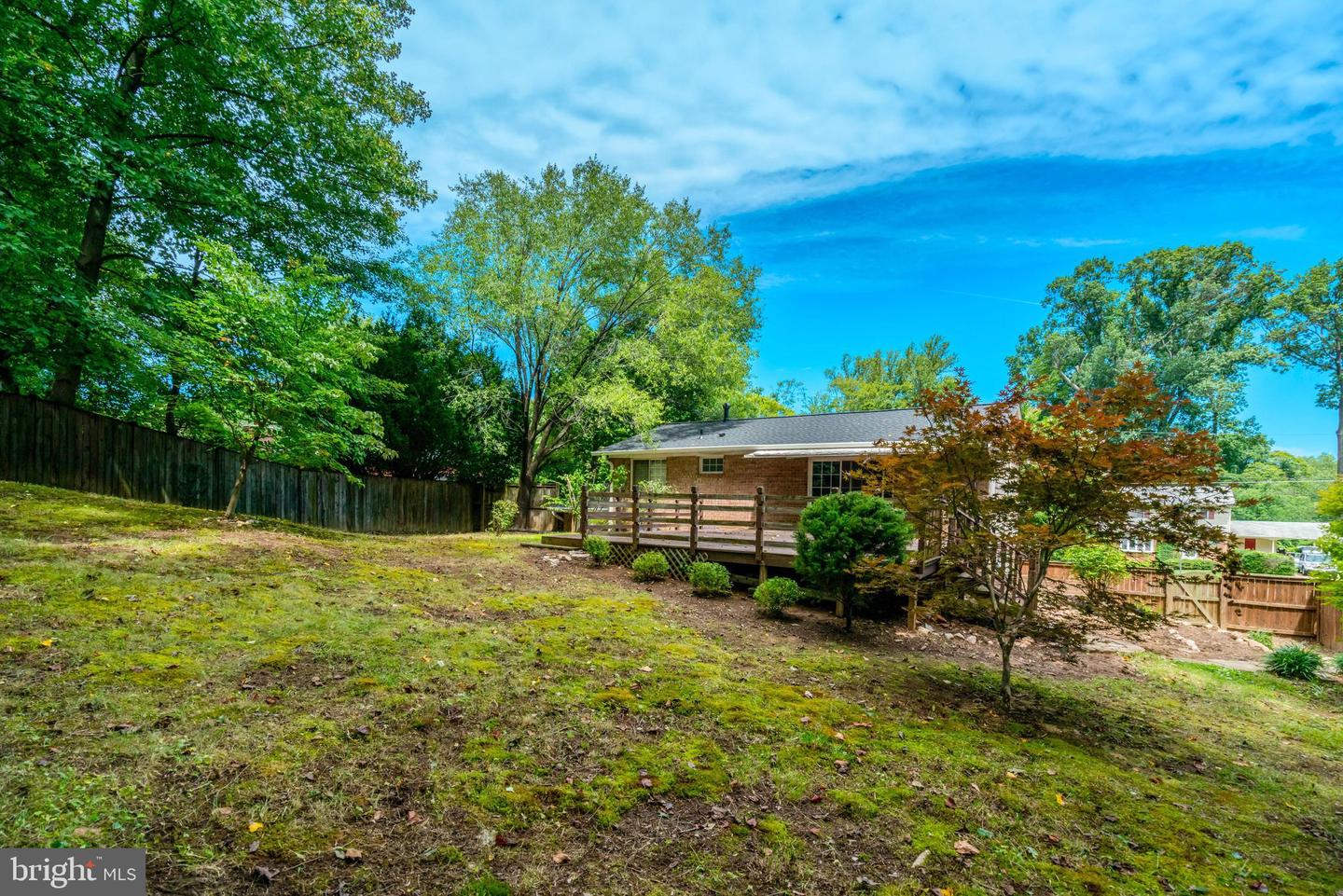 8527 Parliament Dr Property Photo 45