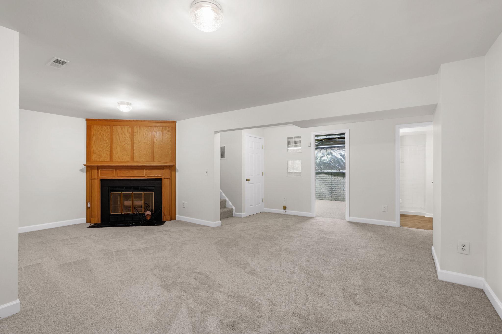 10637 Alison Dr Property Photo 5