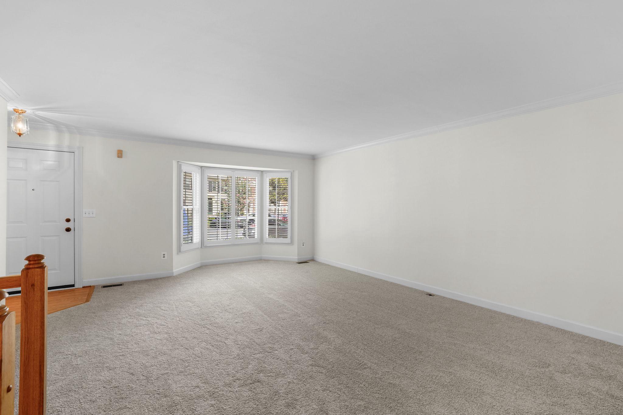 10637 Alison Dr Property Photo 8