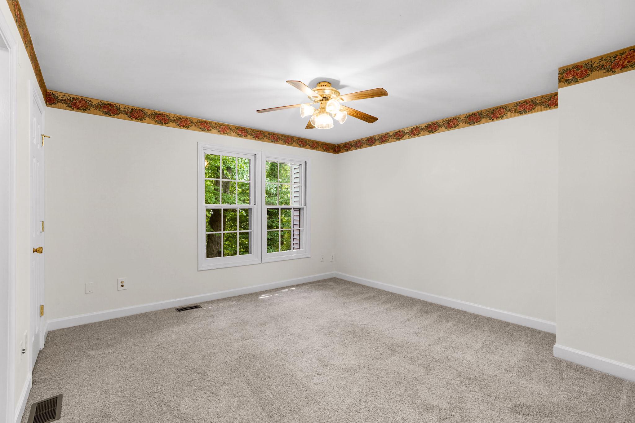 10637 Alison Dr Property Photo 18