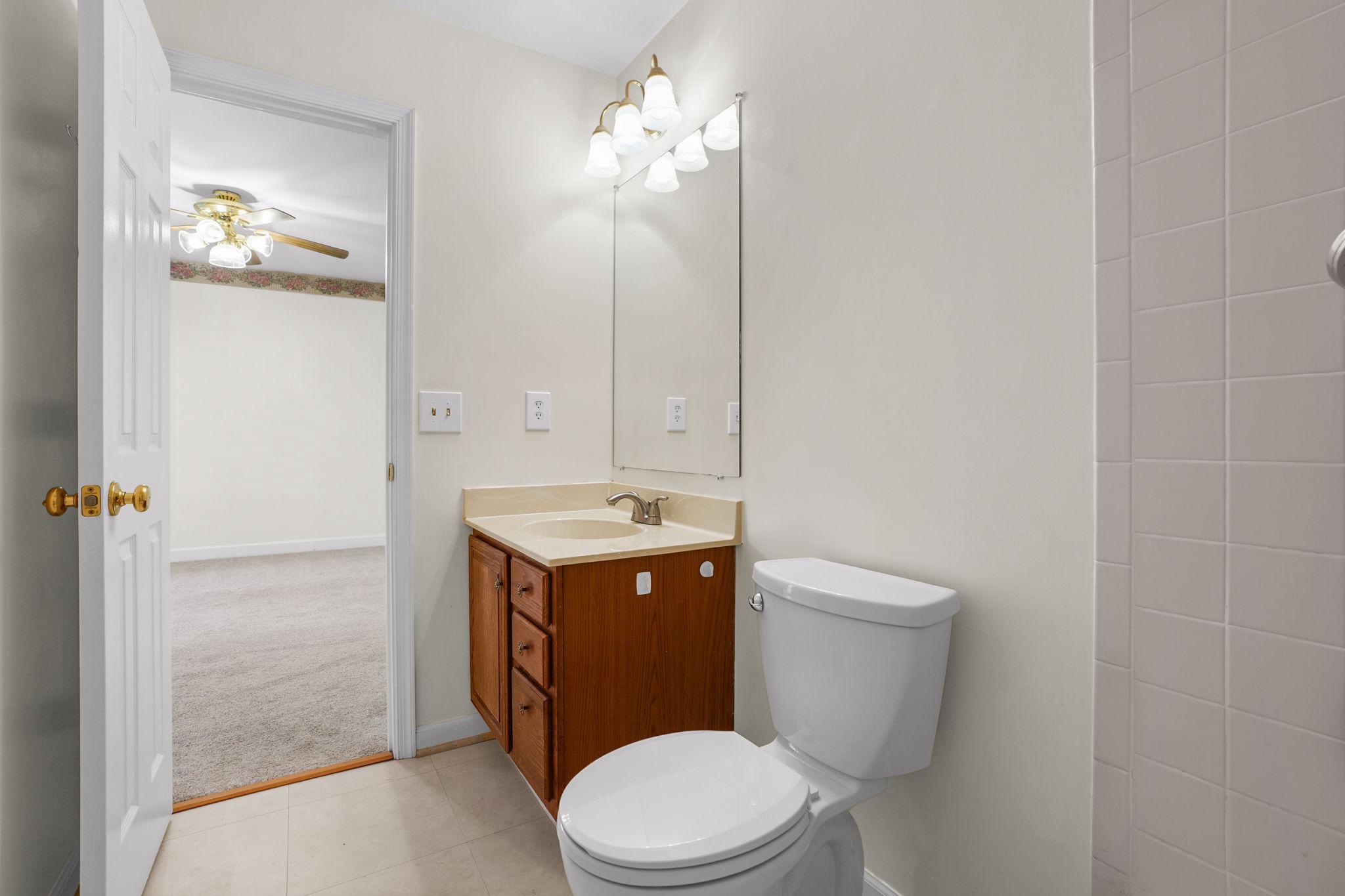 10637 Alison Dr Property Photo 24