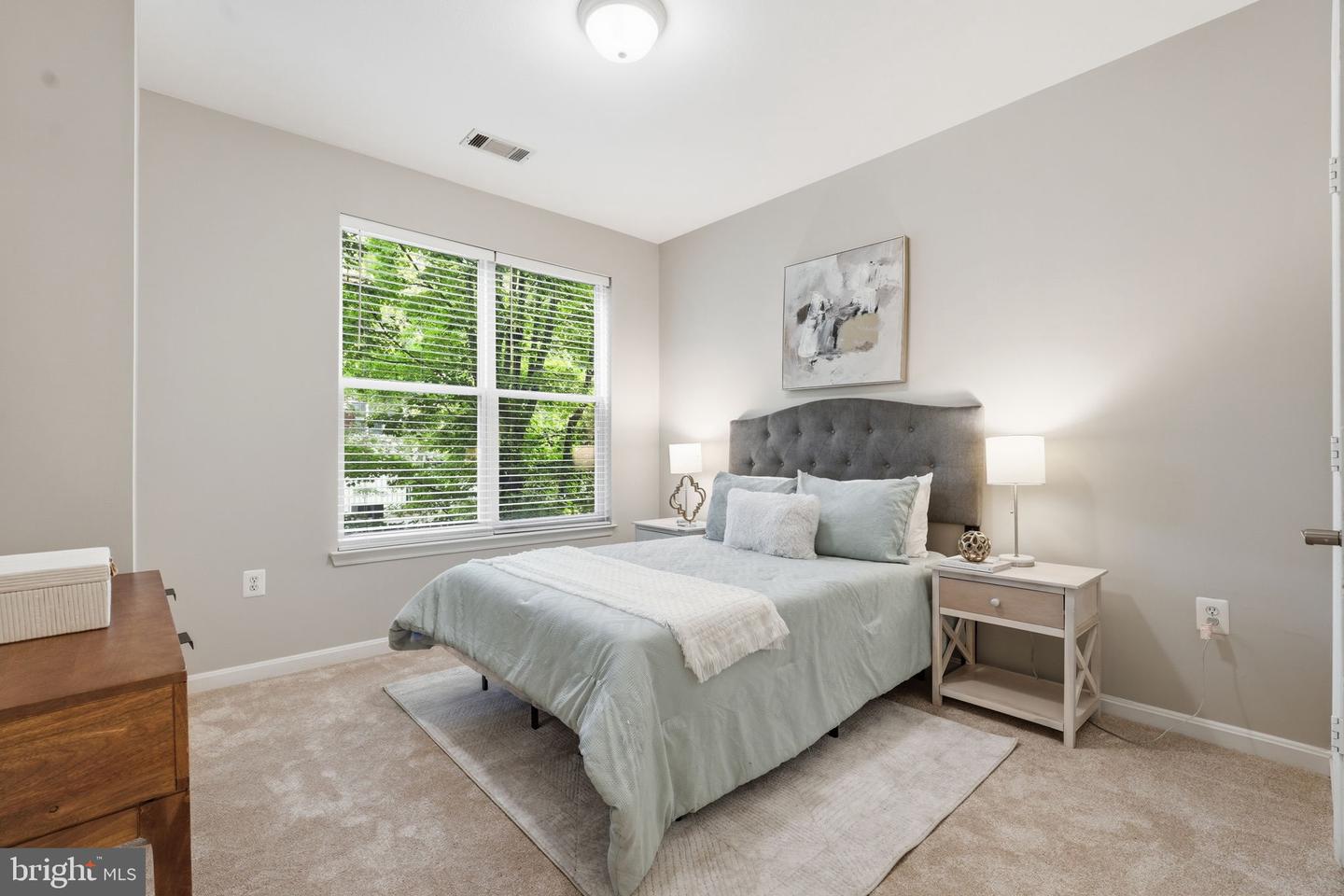 2791 Centerboro Dr #177 Property Photo 11