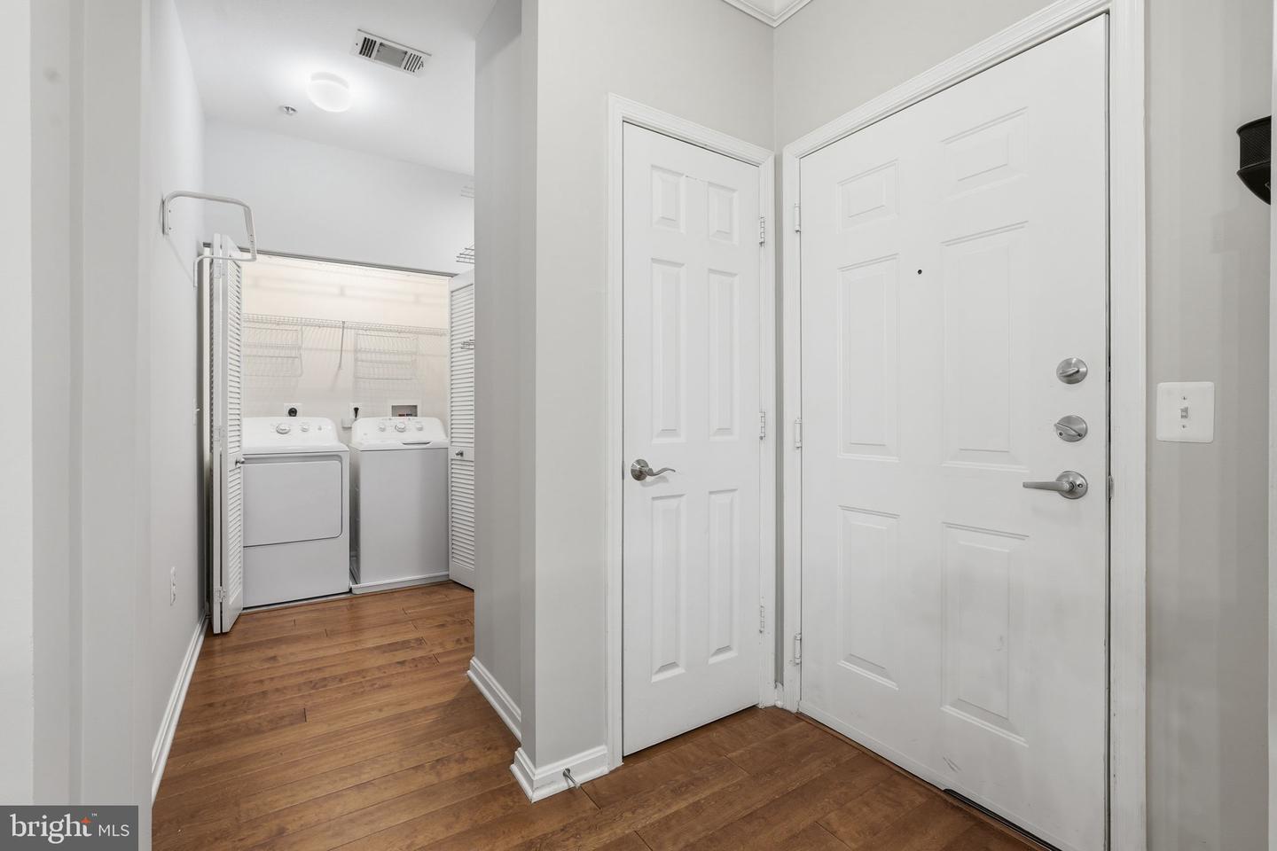 2791 Centerboro Dr #177 Property Photo 16