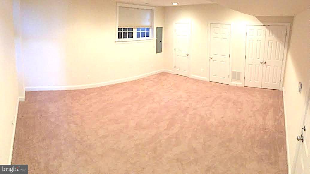 2094 Hutchison Grove Ct Property Photo 11