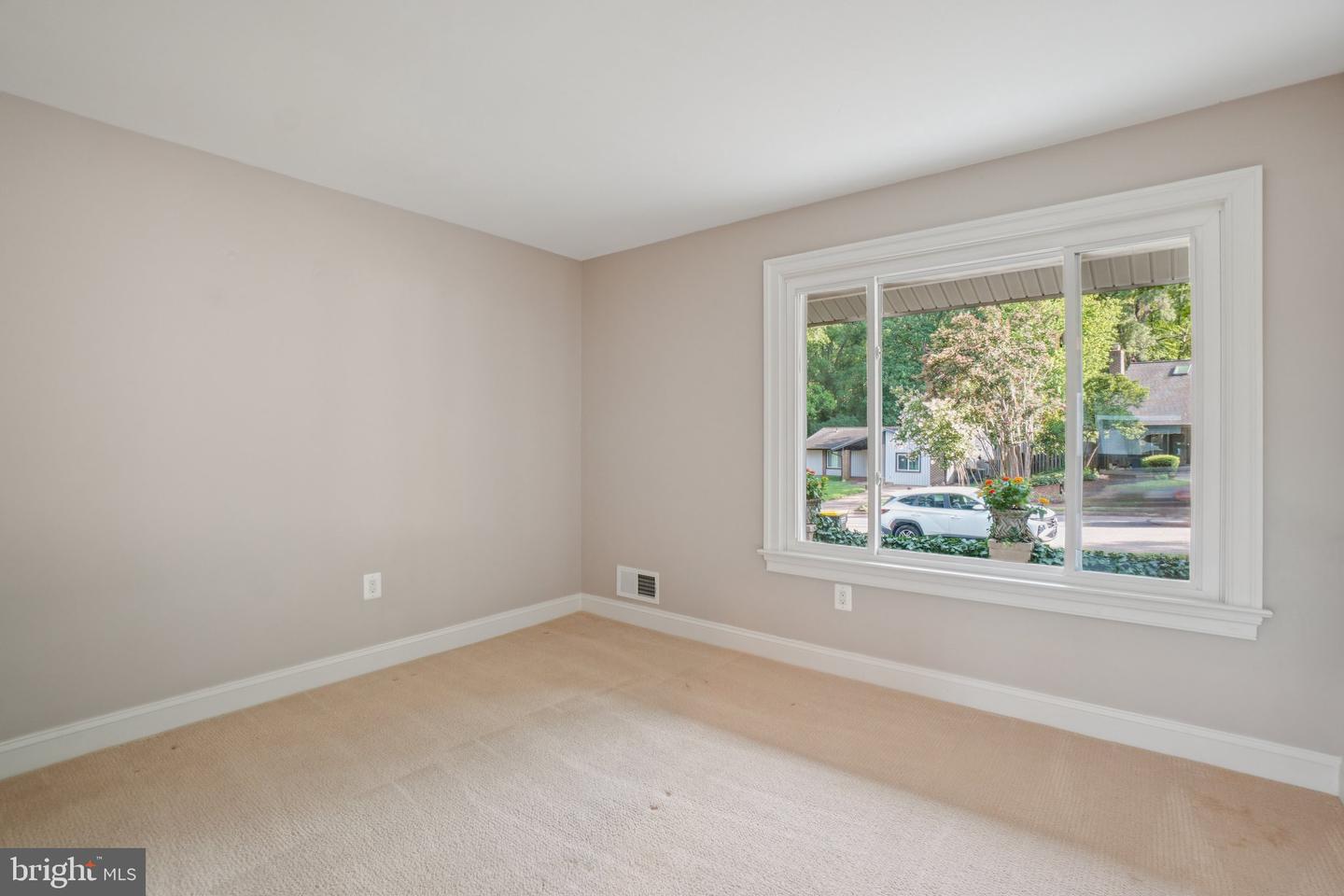 4339 Stream Bed Way Property Photo 15
