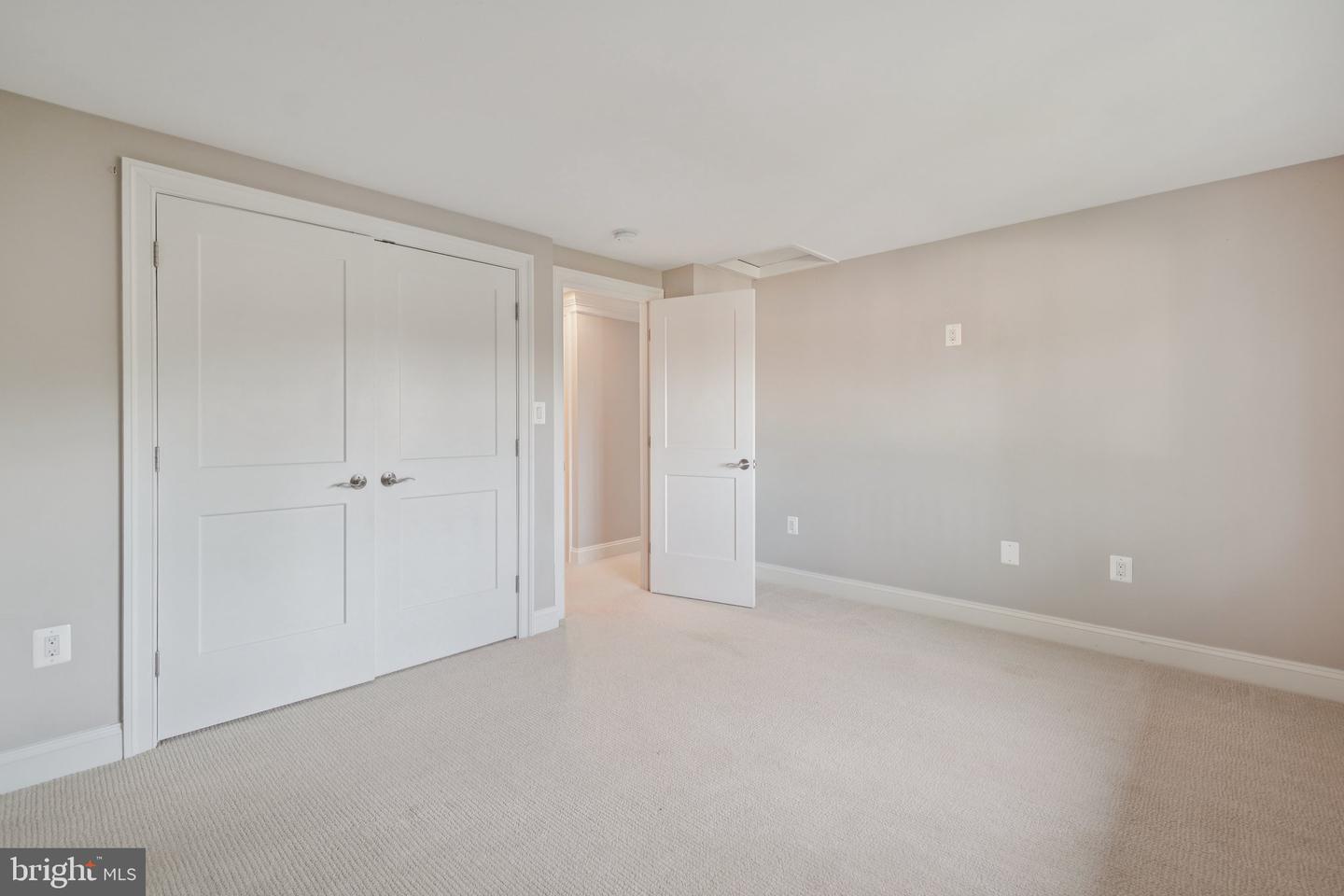 4339 Stream Bed Way Property Photo 18
