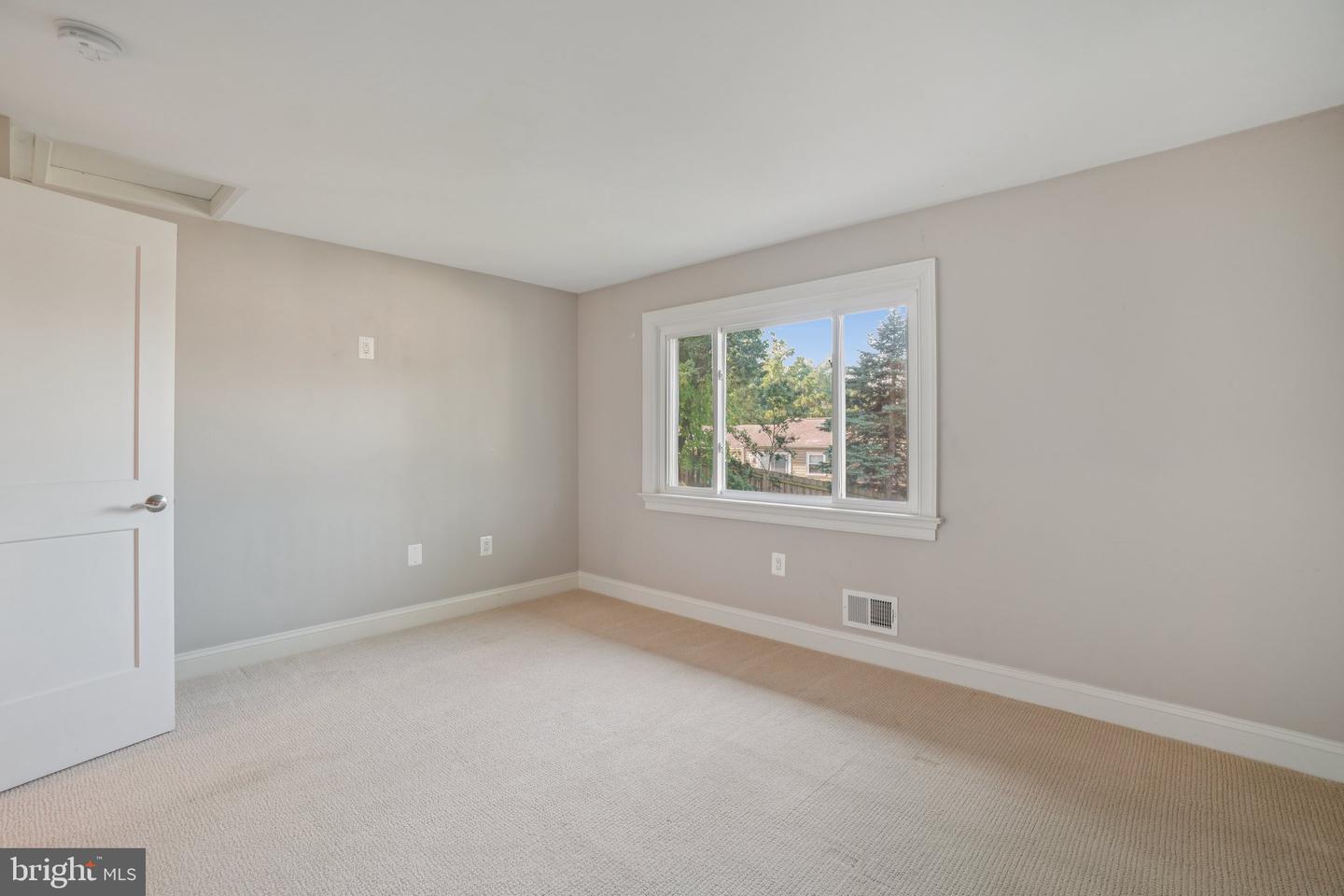 4339 Stream Bed Way Property Photo 19