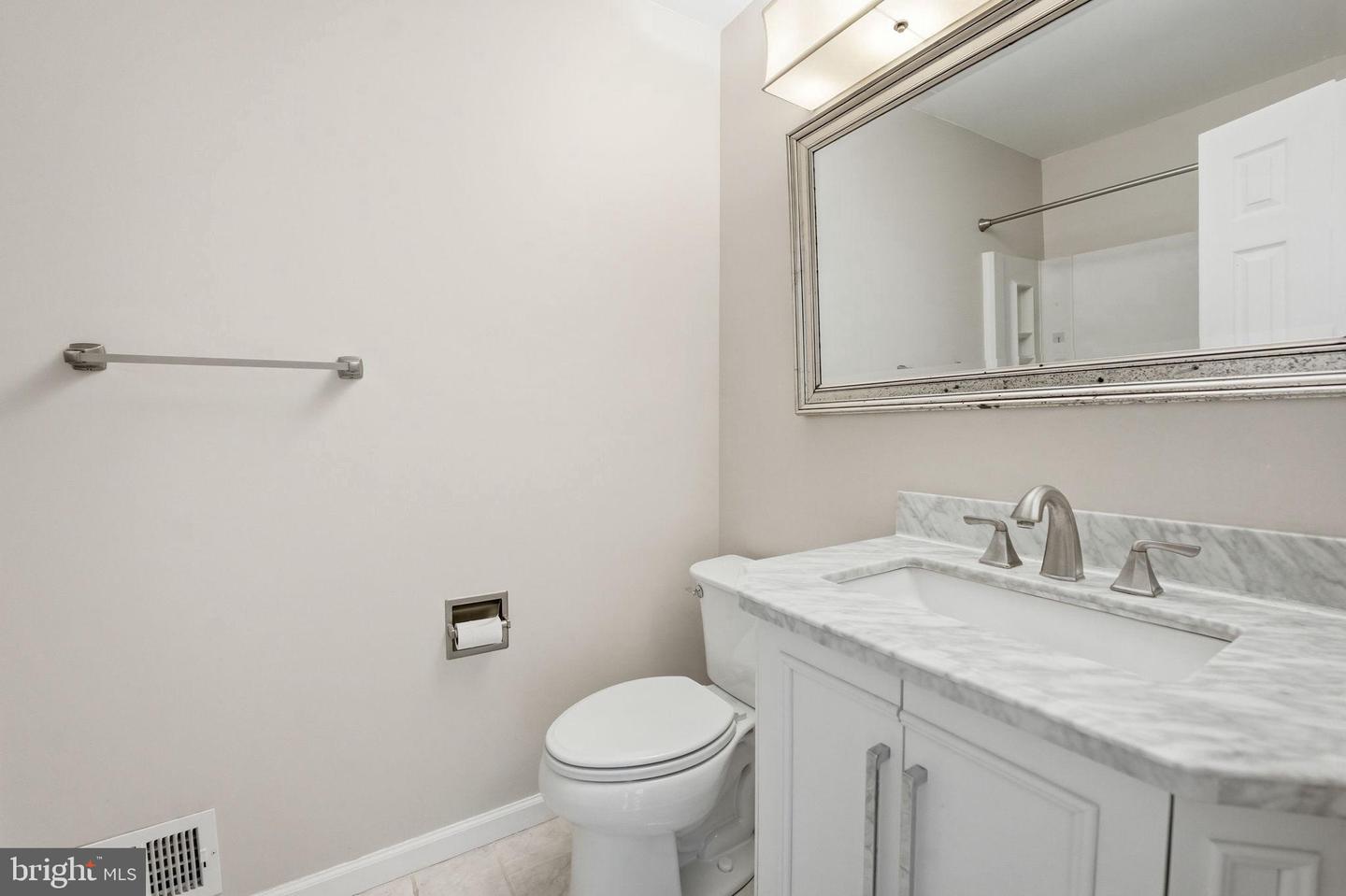 6472 Brick Hearth Ct Property Photo 25