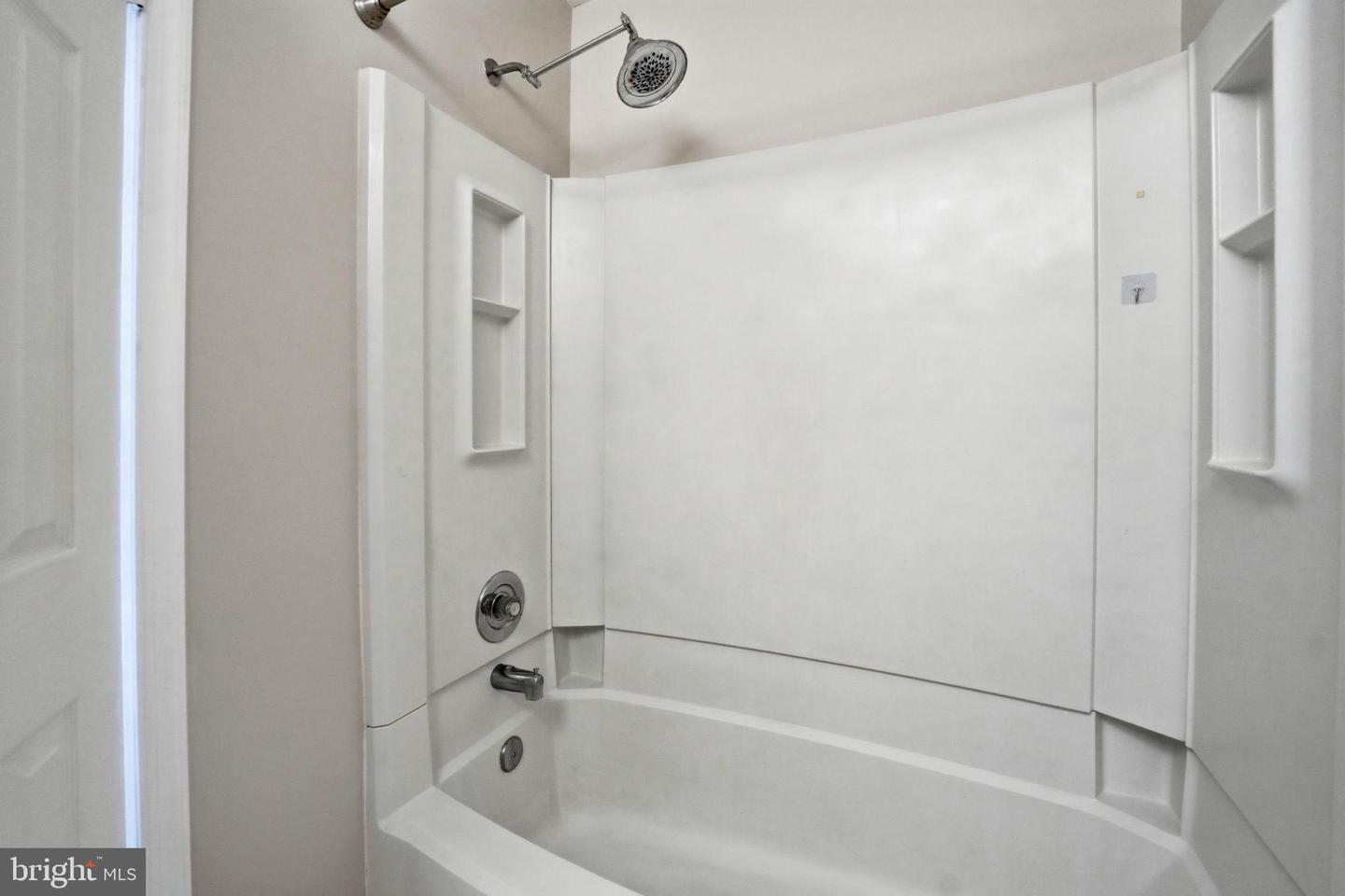 6472 Brick Hearth Ct Property Photo 26
