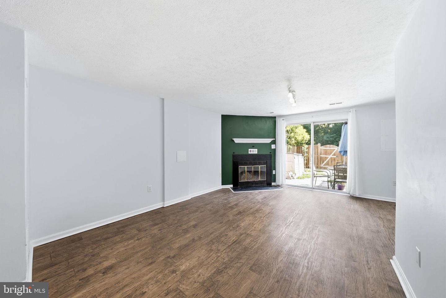 6472 Brick Hearth Ct Property Photo 31
