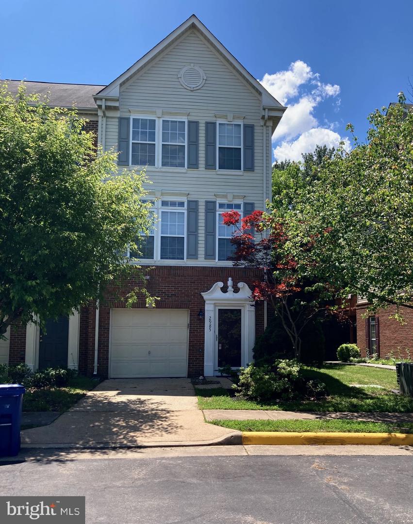 2985 HUNTINGTON GROVE SQ Property Photo 1