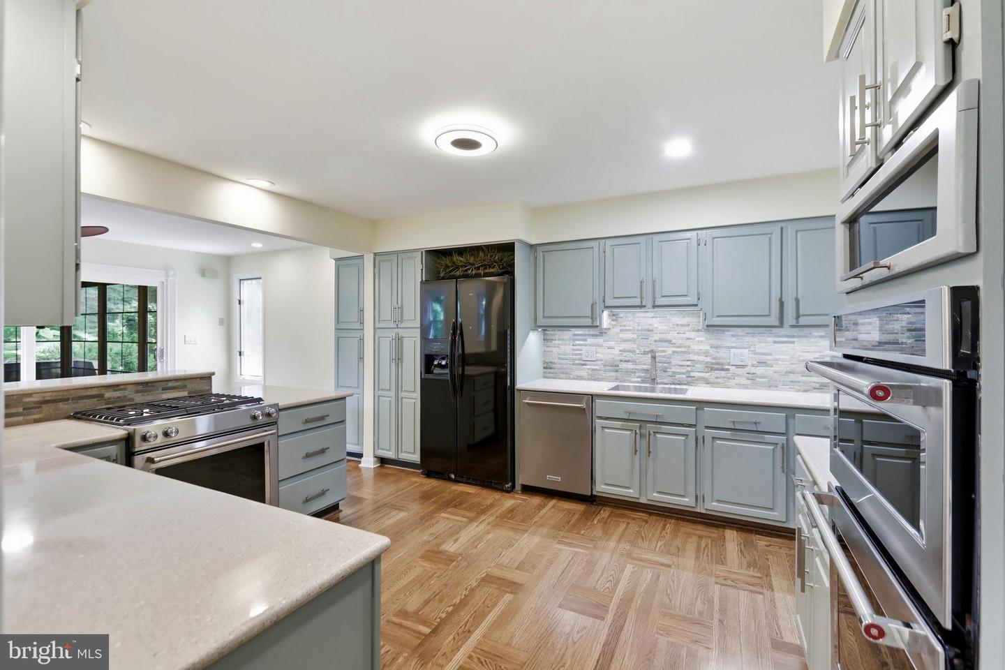 10147 Red Spruce Rd Property Photo 6
