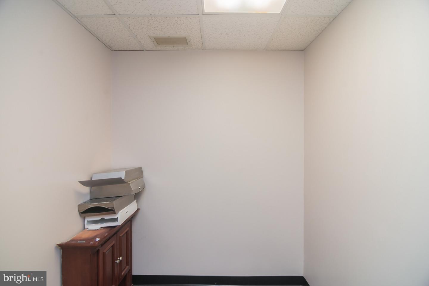 8348 Traford Ln #301 Property Photo 17