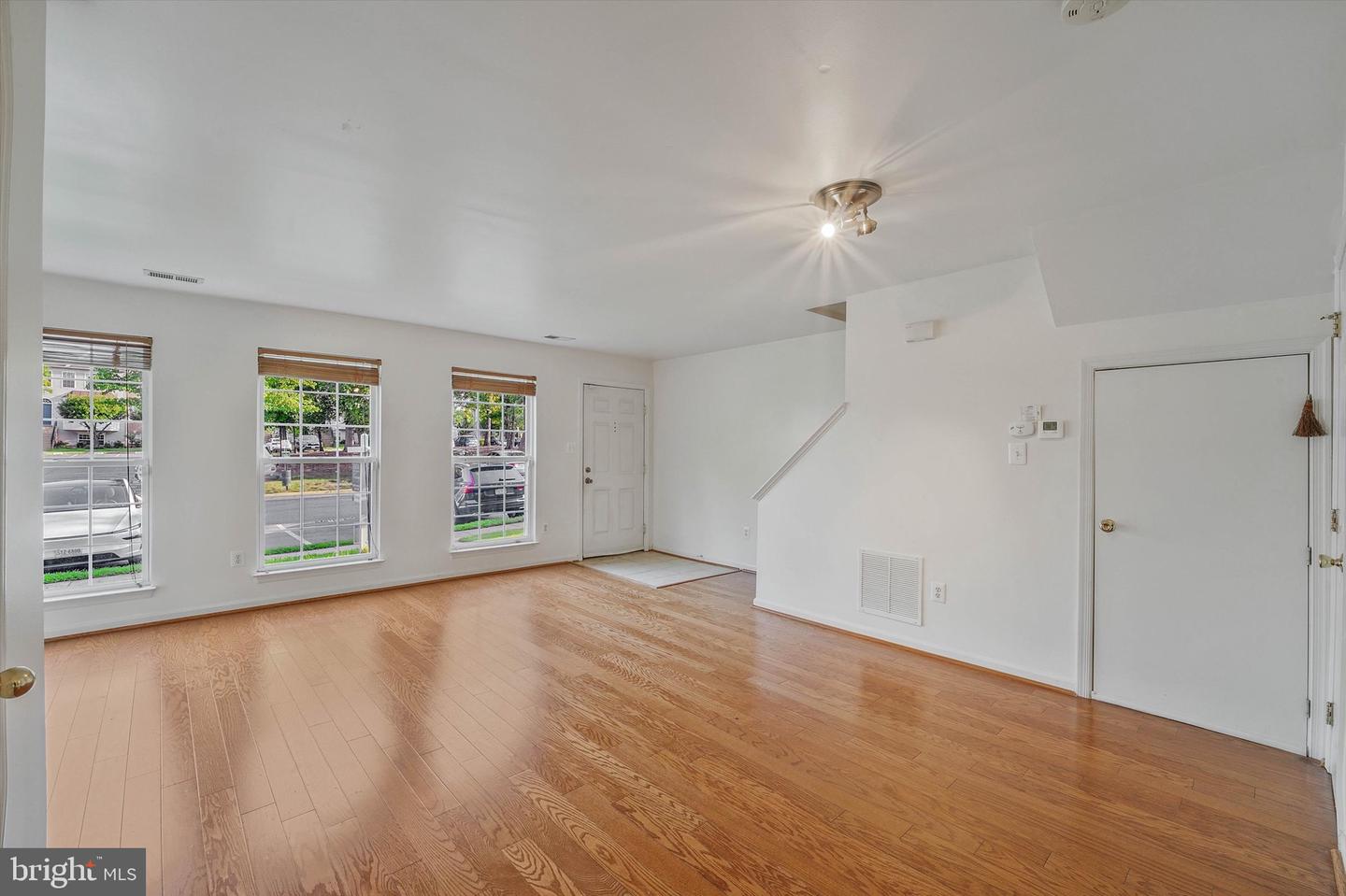 14844 Edman Cir Property Photo 7