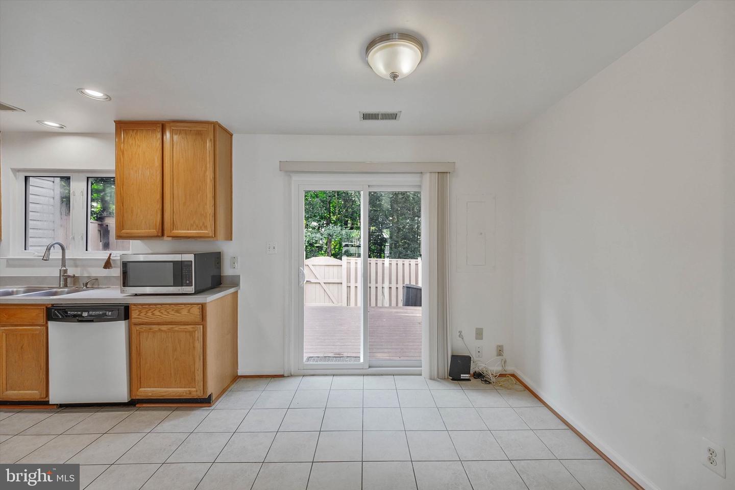 14844 Edman Cir Property Photo 11