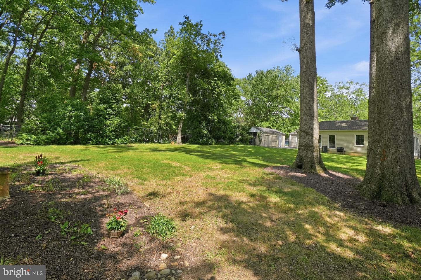 7712 Frances Dr Property Photo 30