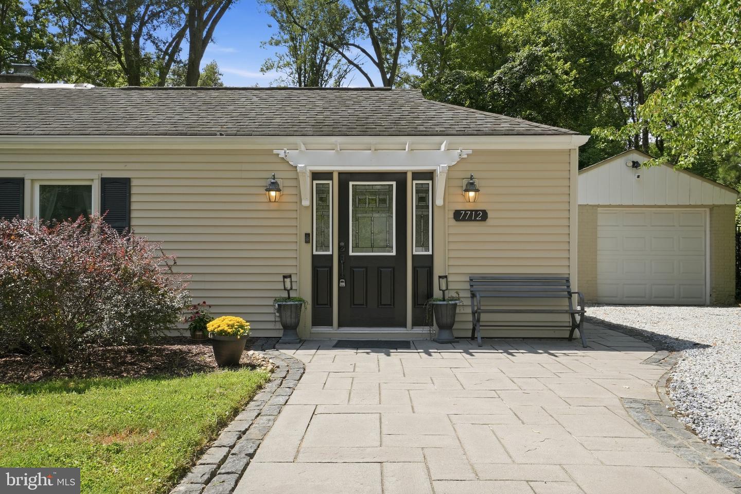 7712 Frances Dr Property Photo 36