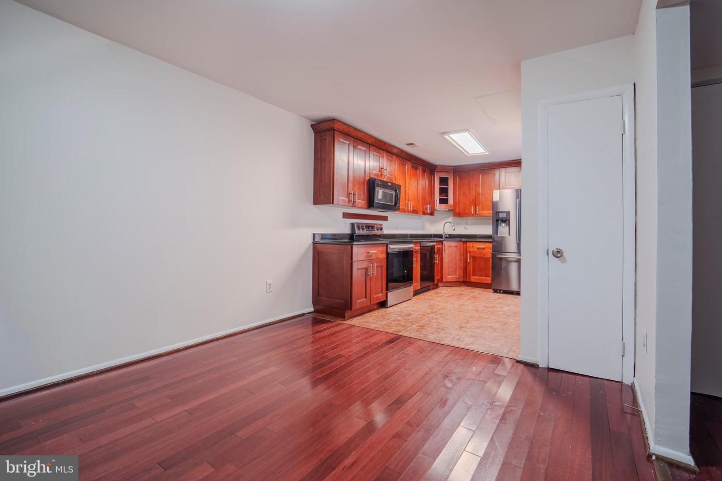 10699 Spring Oak Ct Property Photo 7