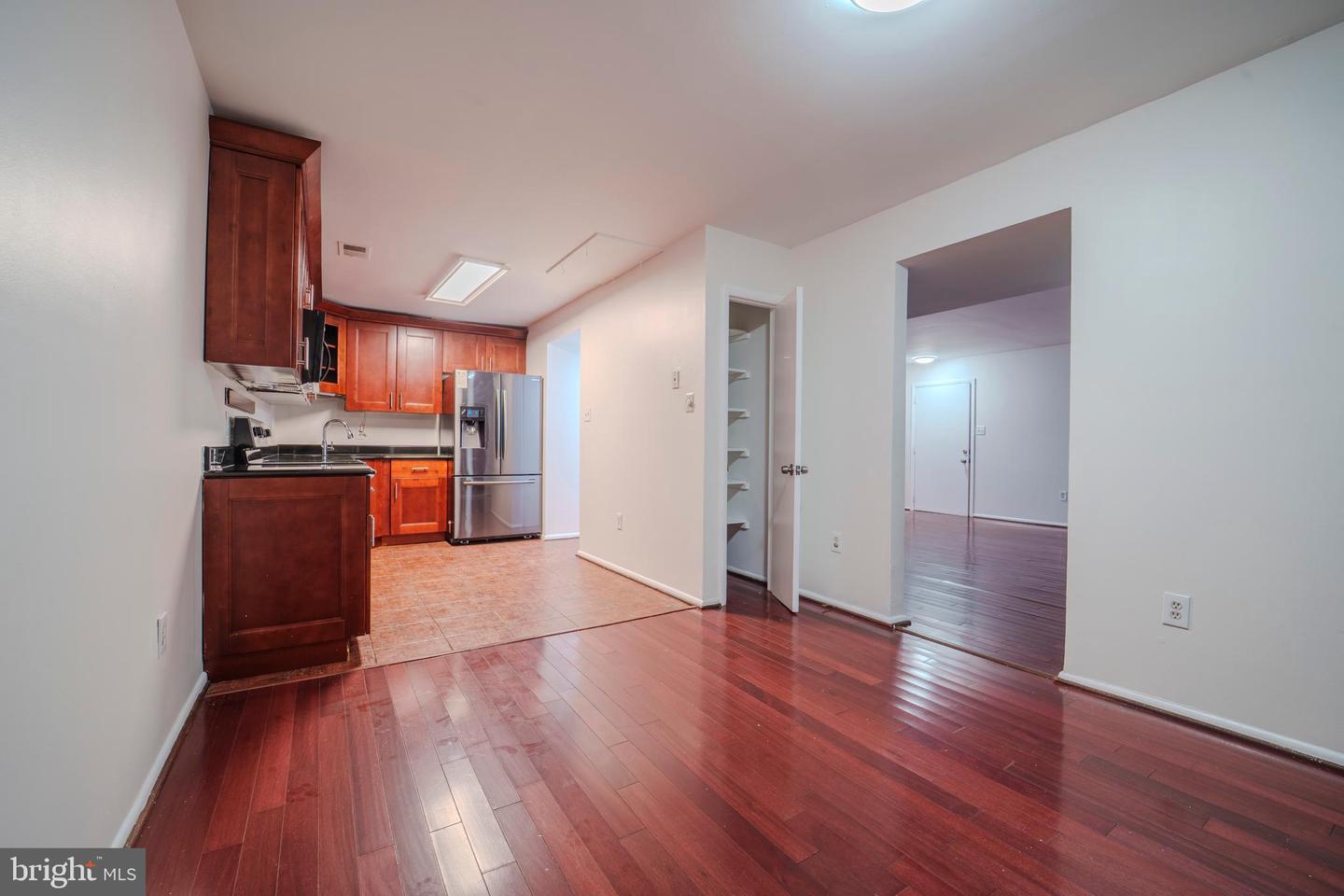 10699 Spring Oak Ct Property Photo 8