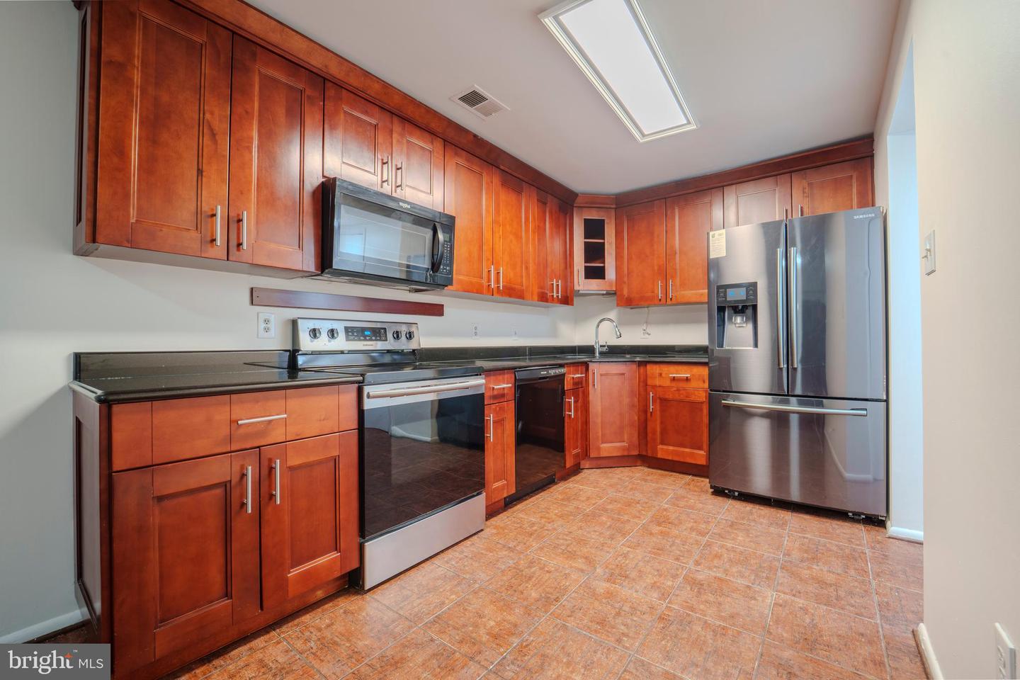 10699 Spring Oak Ct Property Photo 9
