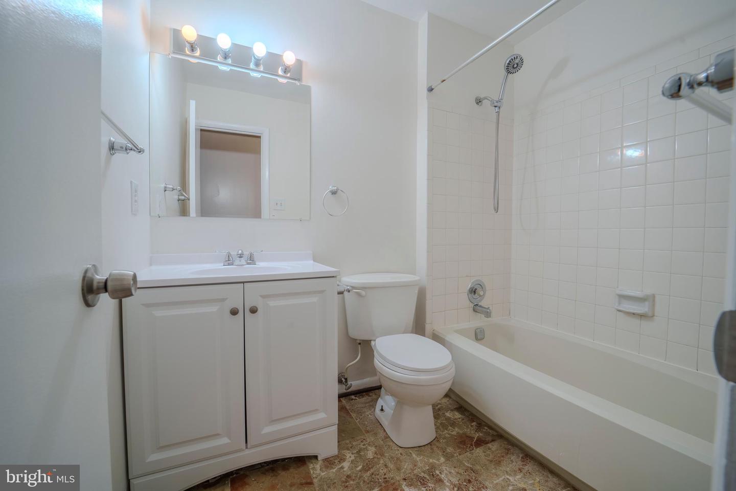 10699 Spring Oak Ct Property Photo 24