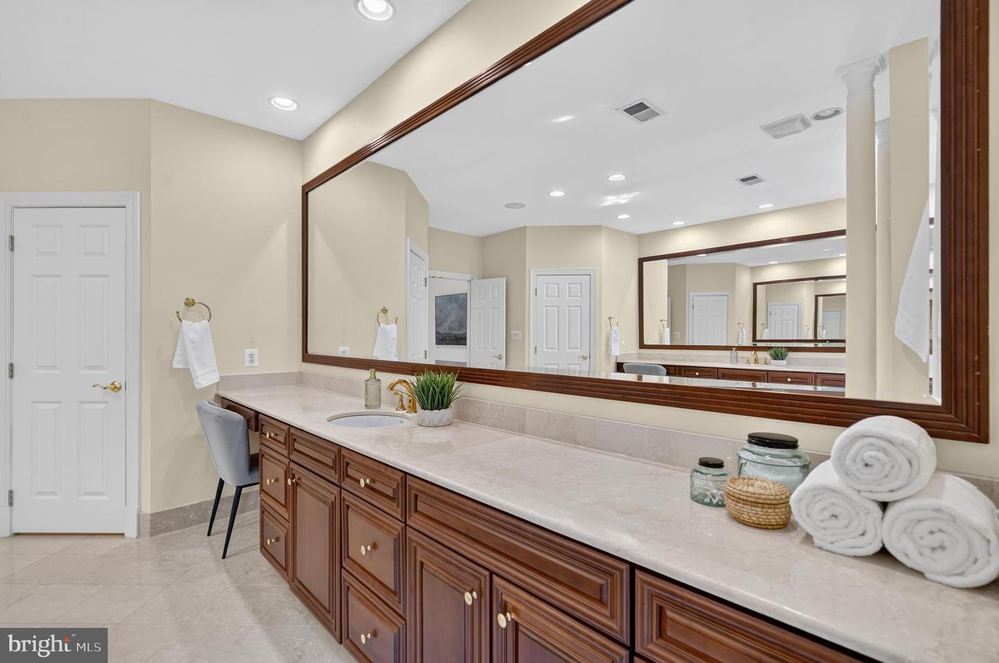 7834 Montvale Way Property Photo 31