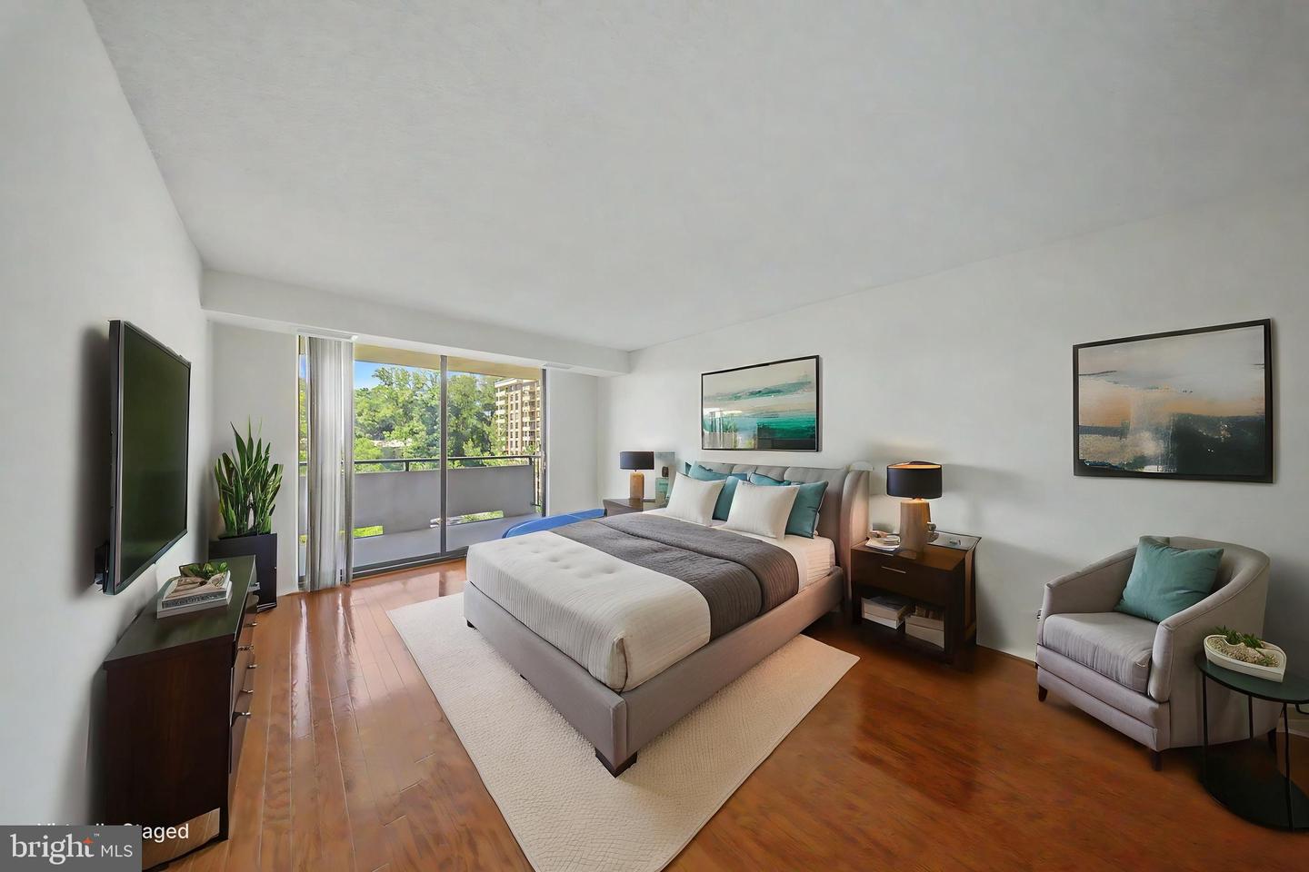 1800 Old Meadow Rd #920 Property Photo 12