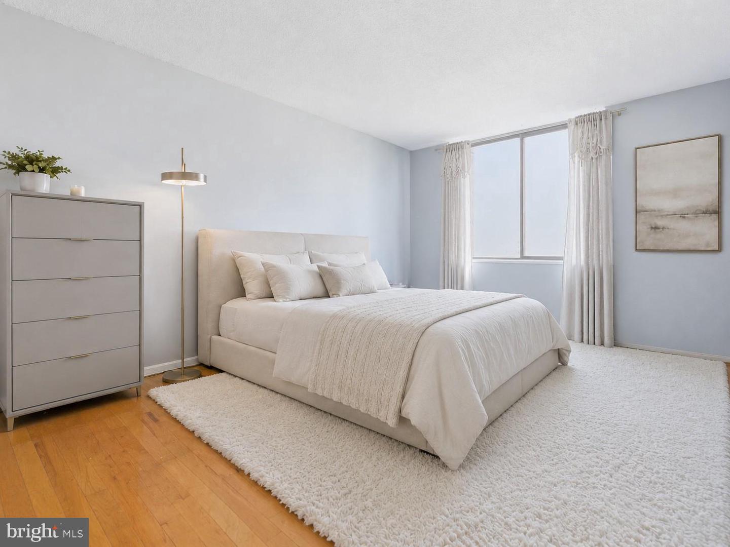 3713 S George Mason Dr #810 Property Photo 19