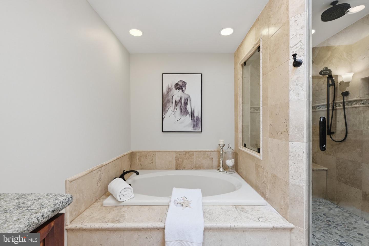 10005 Scenic View Ter Property Photo 12