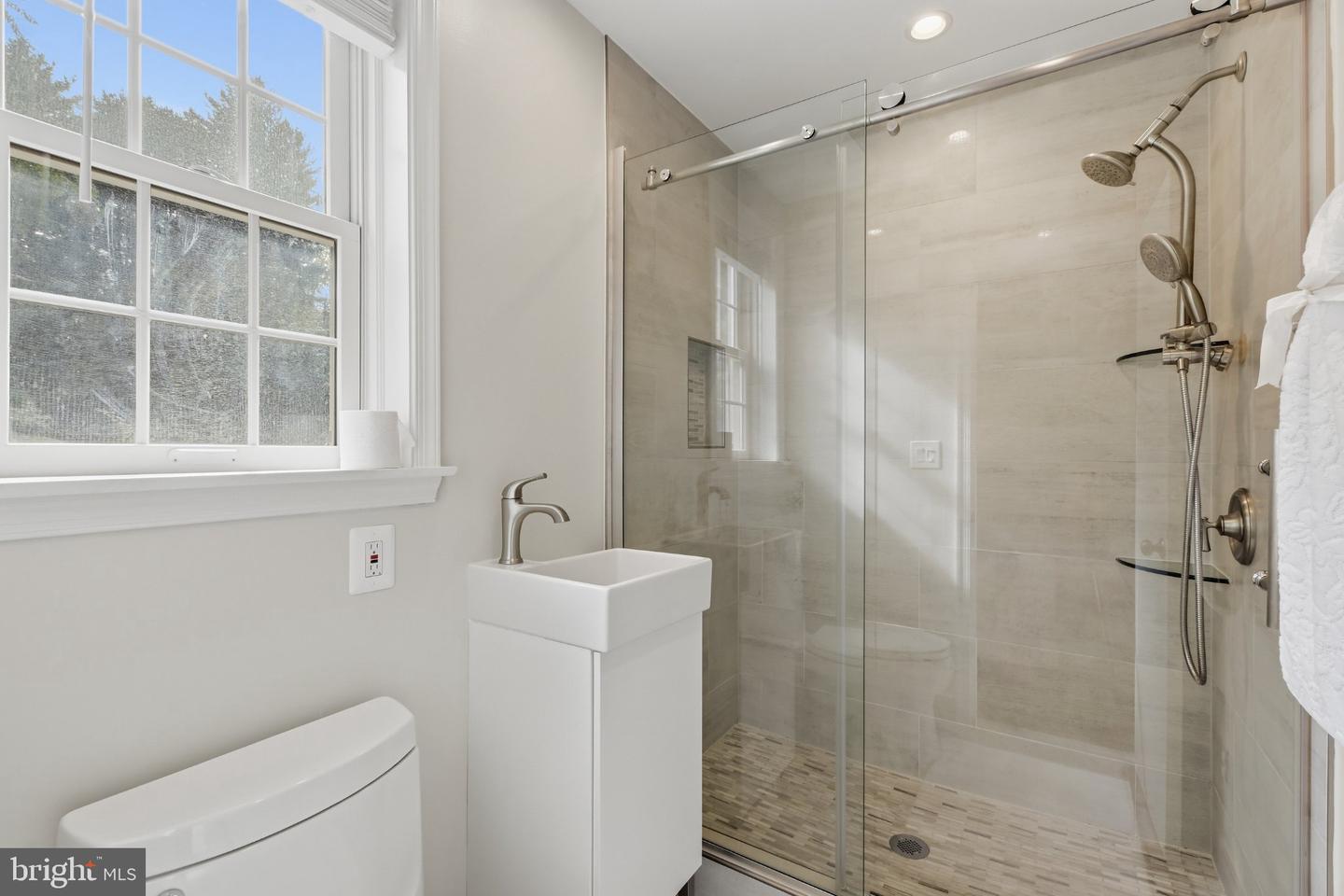 10005 Scenic View Ter Property Photo 52