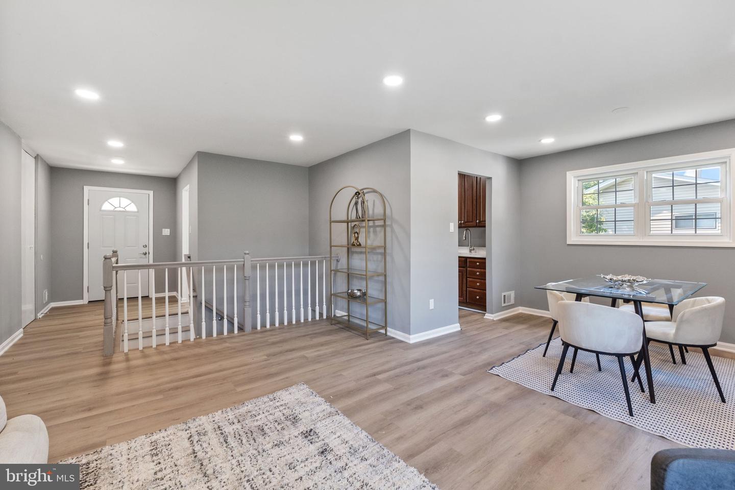 7706 Arlen St Property Photo 16